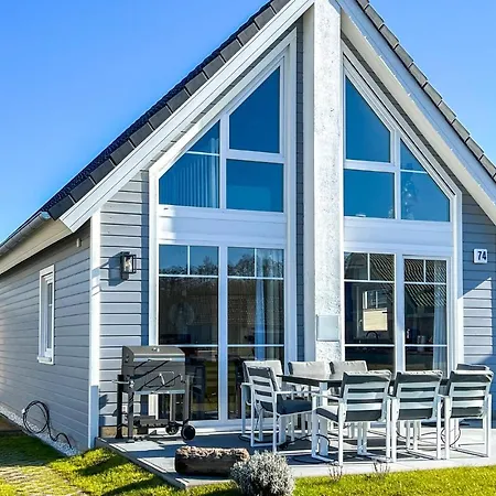 Awesome In Holiday home Zerpenschleuse